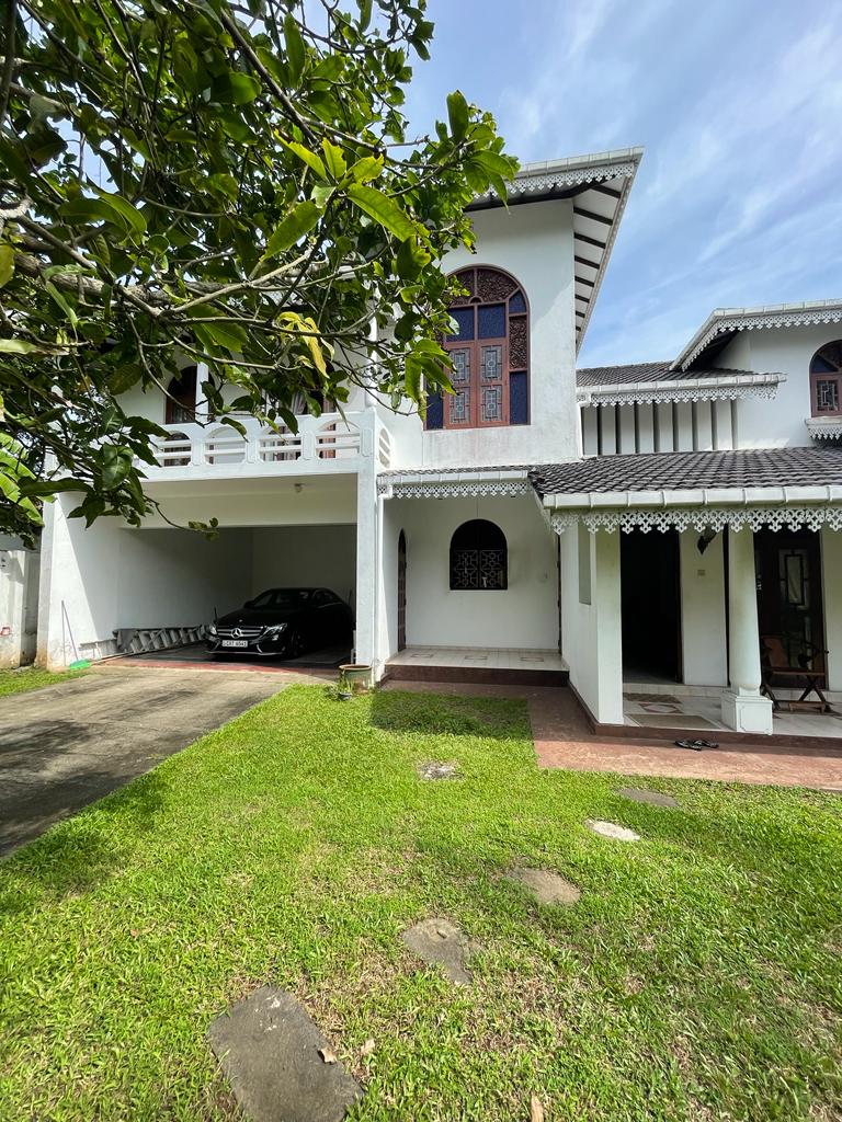 House for sale in Ambalangoda
✨️Property details✨️
$ PRICE IS NEGOTIABLE $
✨️32 perches 
✨️House 2972 square feet 
✨️4 Bedrooms
✨️3 bathrooms 
✨️1 Servant Room & bathroom 
✨️Store Room
✨️Pantry
✨️Kitchen
✨️This is best investment for opportunity 
✨️This property located in Ambalangoda .
✨️Price 150 millions (Negotiable ) 
✨️PRICE NEGOTIATE AFTER INSPECTION THE PROPERTY✨️
Contact - +94777734870
✨️You can fixed a date for visit the property & Get more details from property owners.✨️
✨️BE A PART OF BEST INVESTMENTS FOR FUTURE .✨️
#house #luxury #home #land #luxury #property #SriLanka #housedesign #homedesign #interiordesign #luxuryhomes #housesales #villa #villaforsale #houseforsale #landforsale